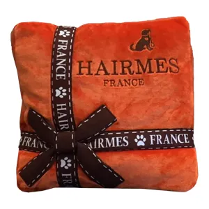 Hairmes France Dog Bed